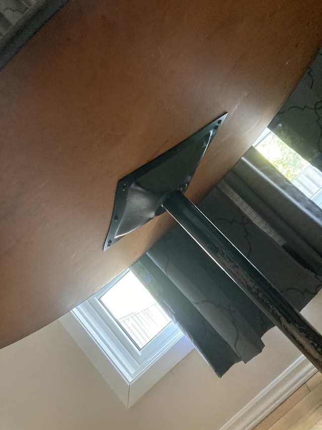 Vintage wood round dining table Dining Tables & Sets Ottawa Kijiji