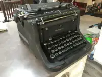 Antique Underwood Elliott Fisher Champion Manual Typewriter