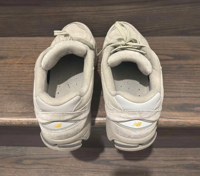 New Balance 2002R NB Deep Taupe  《 Mens 12 US 》 in Men's Shoes in City of Toronto - Image 2