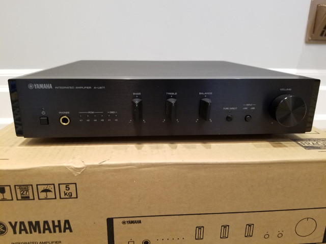 Yamaha A-U671 Integrated Amplifier with USB DAC / Headphone Func in Stereo Systems & Home Theatre in Mississauga / Peel Region - Image 2