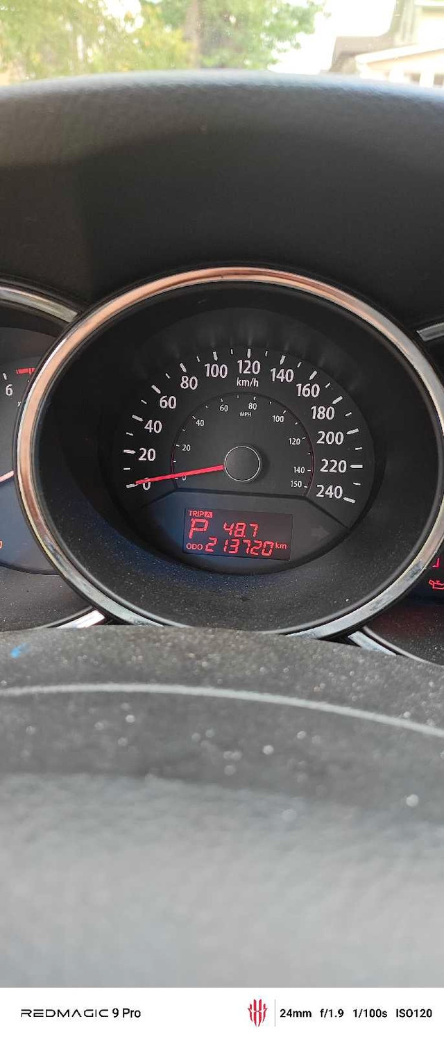 kia Sorento in Cars & Trucks in Windsor Region - Image 3