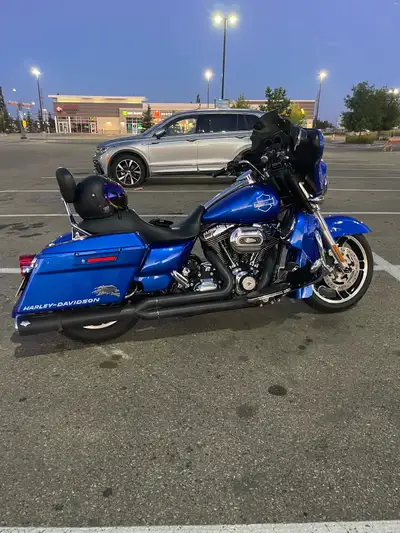 2012 FLHX. Lots of upgrades. No issues. Runs and rides perfect. $16,700 obo. Calls only please. No t...