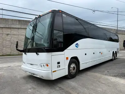 2006 Prevost H3-45 56 Passenger bus. Equipped with Detroit Series 60 ( 12,7litres) engine and Alliso...