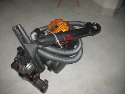 dysom DC23 stowawy vacuum for sale, View more