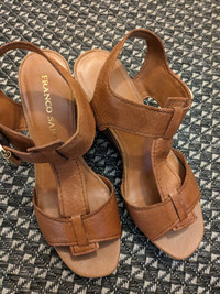 Women's leather sandals