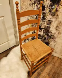 Very VINTAGE 70's woven chair!
