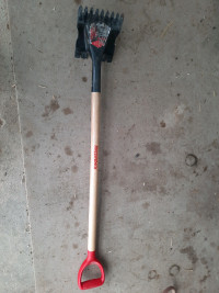ROOFING SPADE