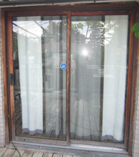 Wooden sliding patio doors (2 pcs) (72-1/2" x 82-3/4")