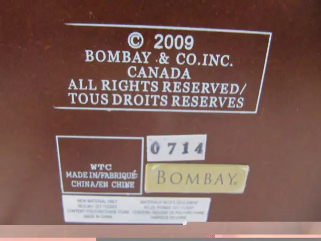 Classic Bombay Model 714 Solid Wood Jewellry/Watch Box Circ 2009 in Jewellery & Watches in Mississauga / Peel Region - Image 8