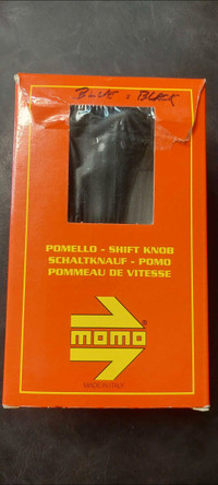 Momo shift knob - NEW