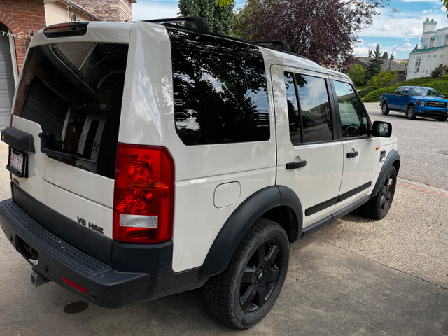 2008 Land Rover LR3 V8 HSE in excellent condition! in Cars & Trucks in Calgary - Image 2