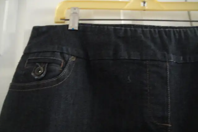 plus size 18 New Contrast Jean Skirt boxy fit women in Women's - Bottoms in Markham / York Region - Image 4