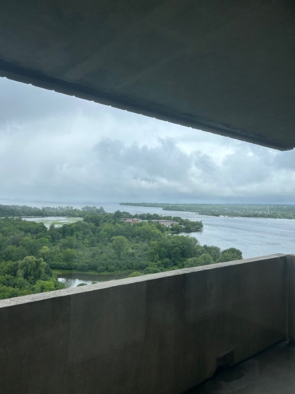 West End Bachelor Apt For Rent Park West Apts 30 McEwen Ave. Long