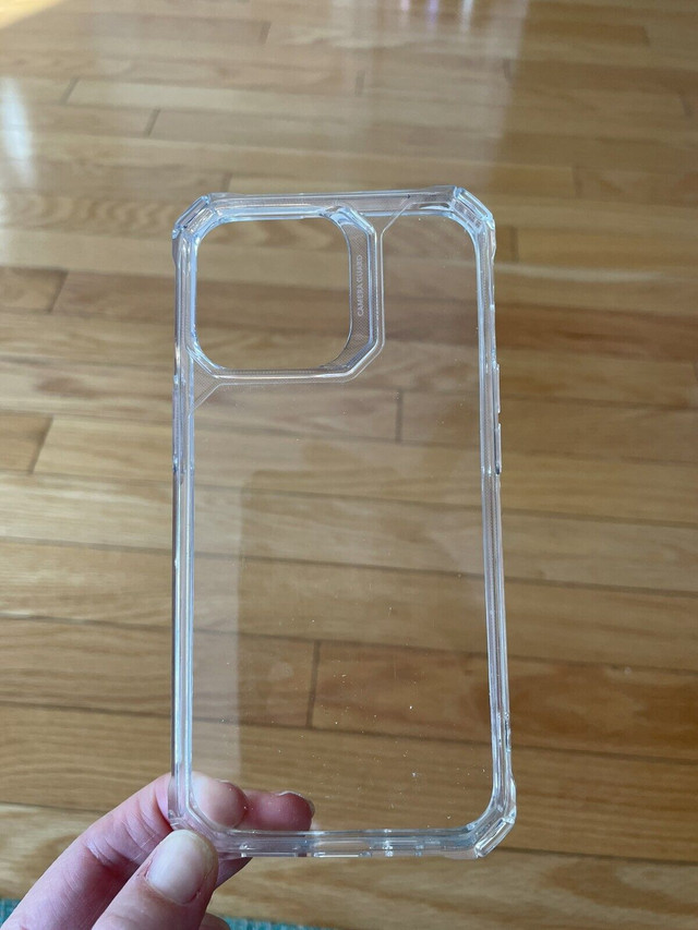 Étui iPhone 13 Pro case transparent ESR air army  dans Accessoires pour portables  à Longueuil/Rive Sud - Image 2