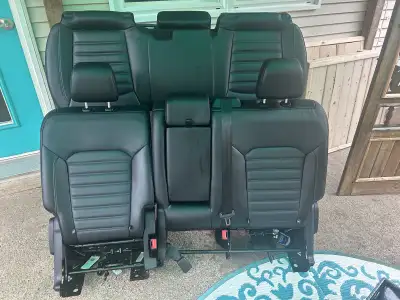 Converted my Ford Edge into a camper in the back. Selling seats. Like new Lester no rips and in trac...
