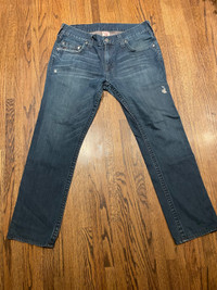 TRUE RELIGION denim (men’s 34)