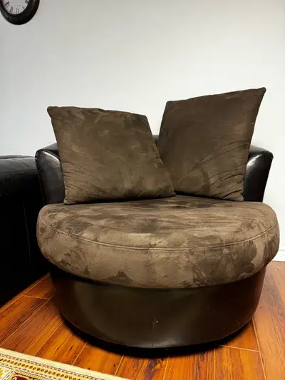 Comfy Chair for Sale – Gently Used, View more