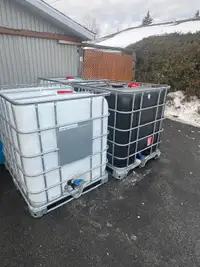 Réservoirs 1000 litres en plastique 
