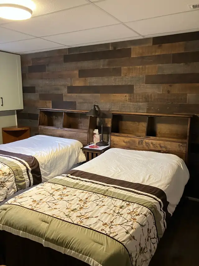 Solid Maple Twin Bed Set in Beds & Mattresses in Kingston - Image 3