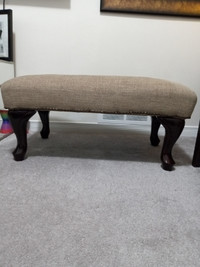 BEAUTIFUL STOOL LIKE NEW - urgent sale for space