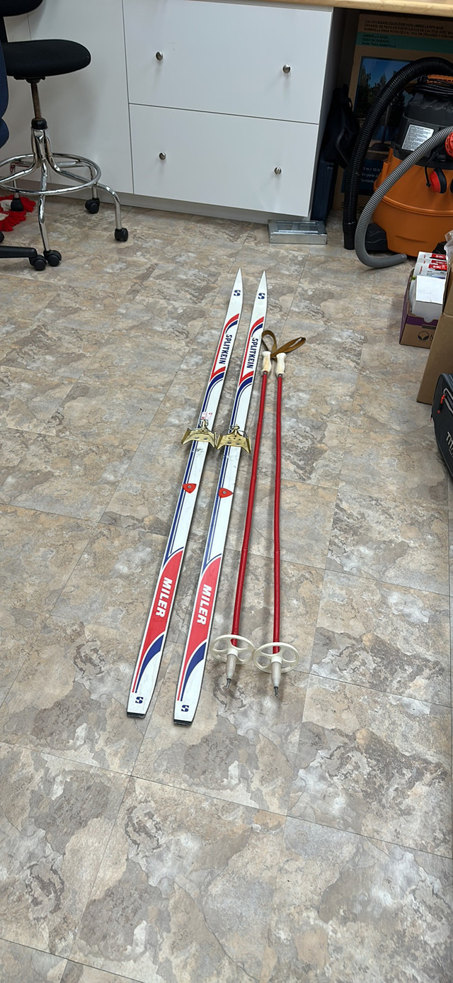 Cross Country Skis, Poles, Bindings: Splitkein dans Ski  à Laurentides