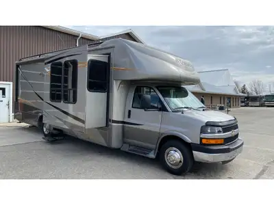 Motorisé Gulf Stream BT Cruiser 5291, 2009, en très bon état. Seulement 40 000 km — kilométrage exce...