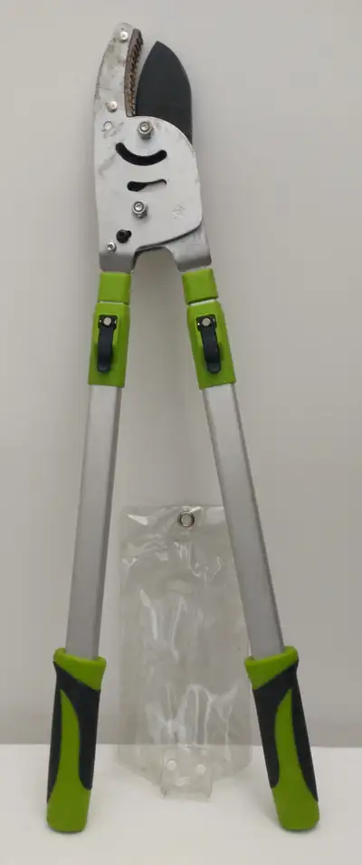 Tree pruner / lopper, View more