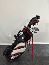 Full Titleist Golf Club Set (Includes: Irons, Woods & Bag)