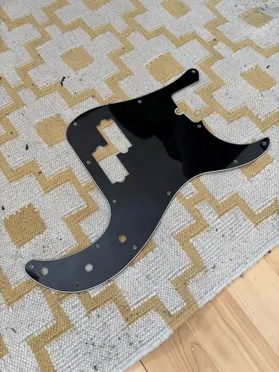 Pickguard Precision bass neuf, View more