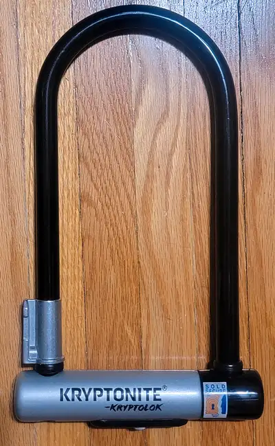 High-end Kryptonite bike lock. Only used bike a couple of times, so don't need the lock. Includes bo...