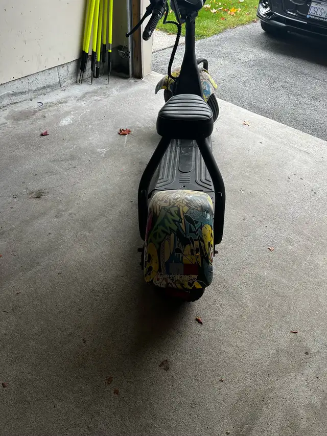 ELECTRIC SCOOTER FOR SALE ! Grasshopper in Scooters & Pocket Bikes in St. Catharines - Image 4
