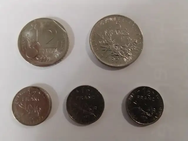 French francs in Arts & Collectibles in City of Montréal - Image 3