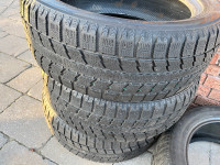 4 Winter tires 235/50R 19, Toyo