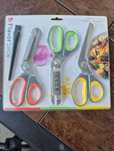 NEW Thane Flavor Slice 3-Piece Kitchen Shears Set, View more