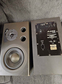 Alesis powered monitor speakers 