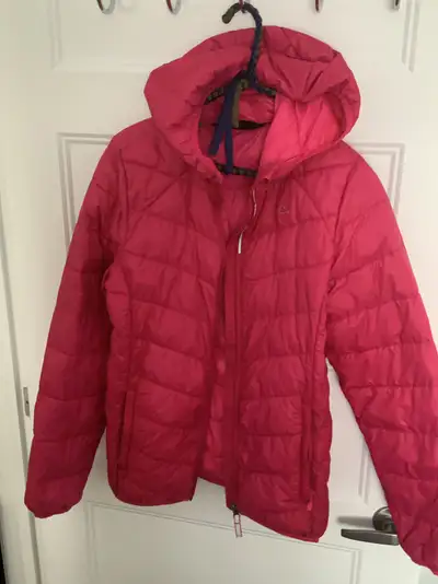 Girl’s light puffer jacket size XXL 18/20, View more