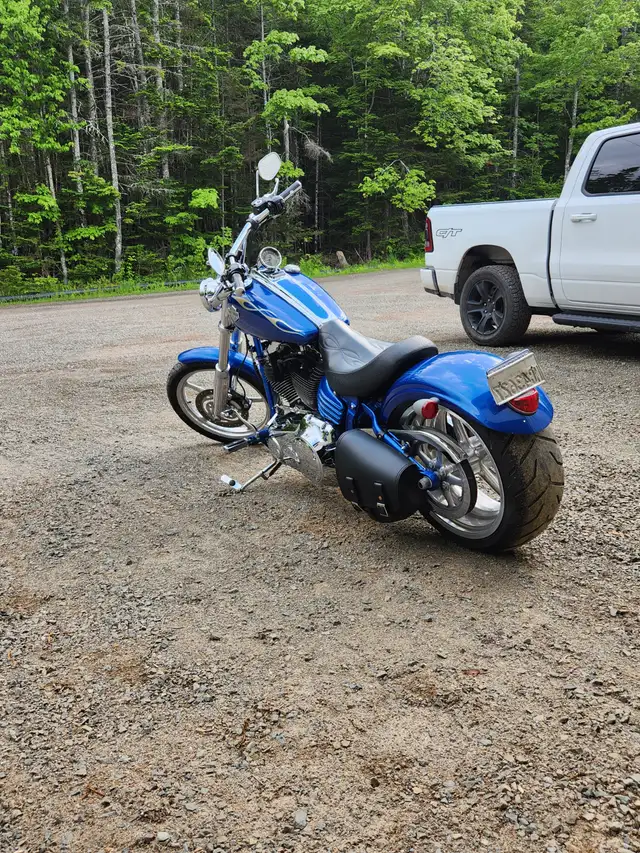 2008 Harley Davidson Rocker C in Street, Cruisers & Choppers in Cape Breton - Image 5