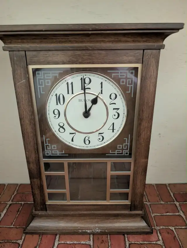 Vintage Clock Collection Lot in Home Décor & Accents in Red Deer - Image 2