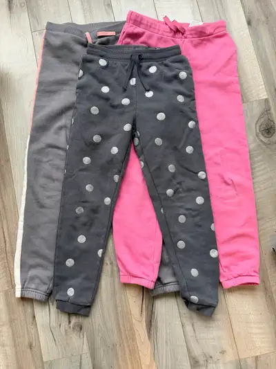 Girls Cozy Jogger Pants – Size 8/9 – Great Condition, View more