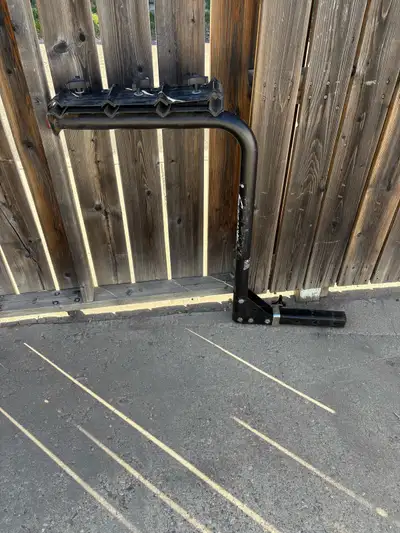 I'm selling a Swagman Hitch Mount 4 Bike Rack, perfect for transporting your bikes on road trips! Th...