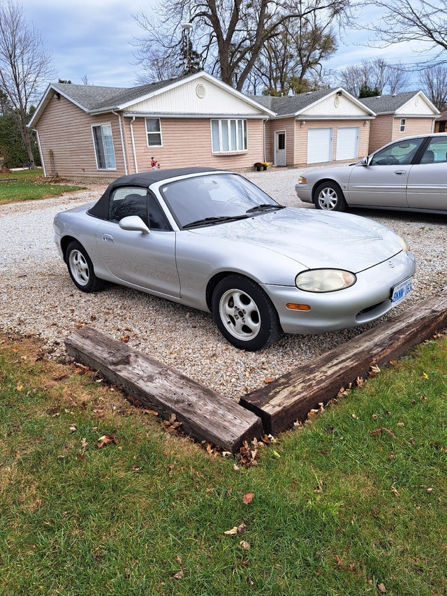 AUTOMATIC WITH HARDTOP. 99 MIATA Classic Cars Leamington Kijiji