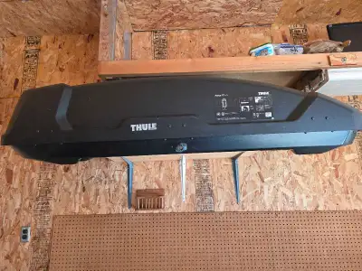 Selling thule cargo box. Only used for couple of time. Please text me to get reply fast.