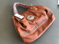 WOMENS pURSE