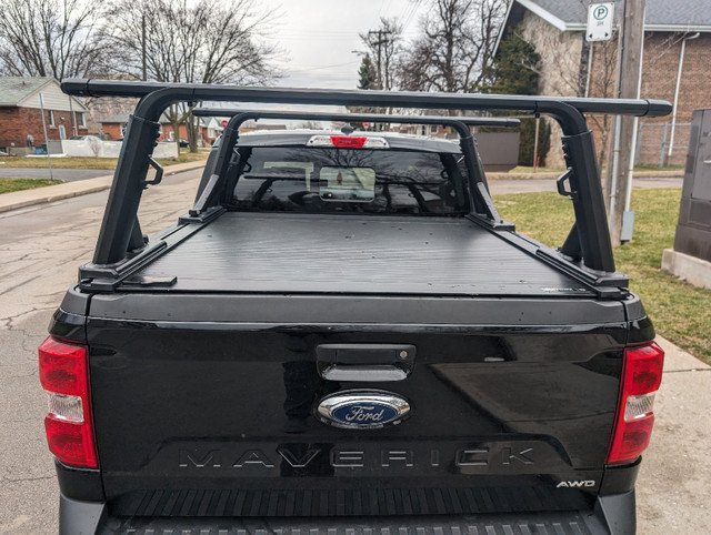 Tonneau cover Maverick Yakima  overhaul HD  in Other Parts & Accessories in Hamilton - Image 3