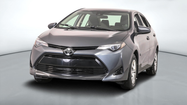 TOYOTA COROLLA 2018 dans Autos et camions  à Ville de Montréal