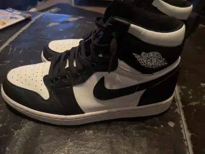 Nike Air Jordan 1 Panda high top men's 11, View more