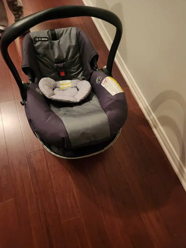 Baby Infant car seat in Strollers, Carriers & Car Seats in Ottawa - Image 2