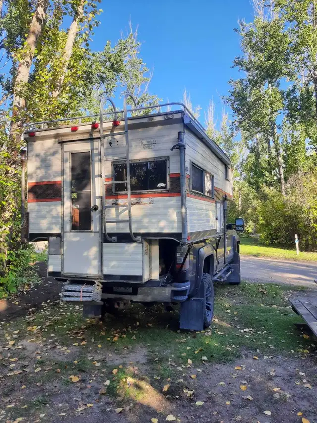 Truck Camper Slumber Queen 1977 in Travel Trailers & Campers in Saskatoon - Image 2