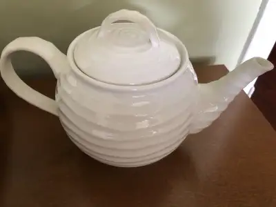 Elegant - Vintage Ripple By Ciroa White Teapot, View more