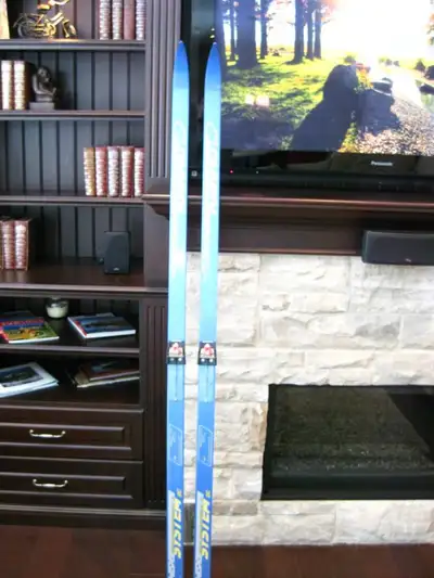 Karhu Salomon Flex 105 SNS 195 cm Waxless Cross Country Skis, View more